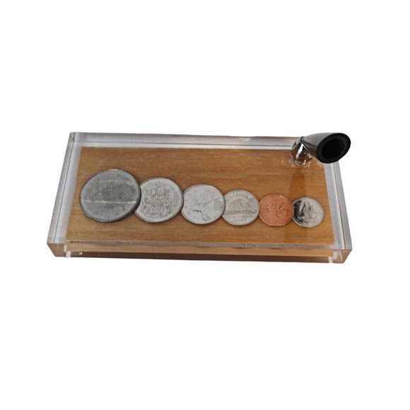 Vintage Paperweight Pen Set Holder Canada 1973 Coin Set - Picture 2 of 5